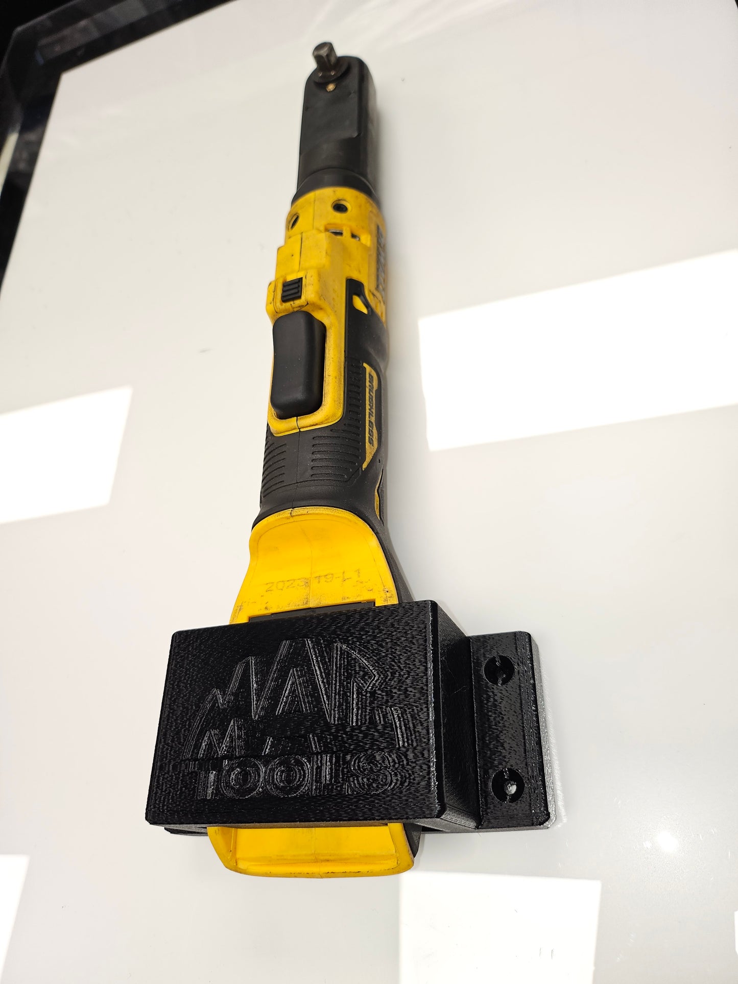 DeWalt 20v Ratchet Reverse Mount